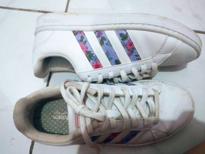 Tnis Adidas Feminino