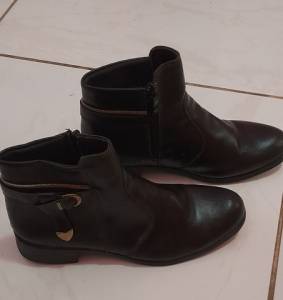 Bota Preta Seminova