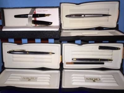Vendo:    Conjunto Com 20 Canetas - Waterman, Crown E Parker.