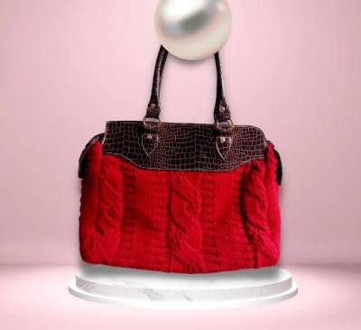 Bolsa De Croch Com Detalhes Em Couro Sinttico