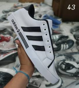 Tenis Adidas