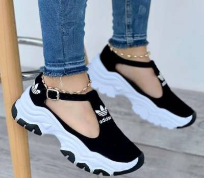 Tnis Sapatilha Adidas