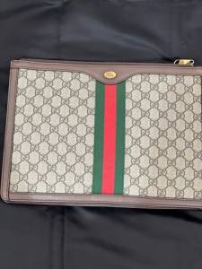 Necessaire Gucci