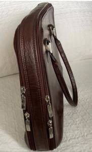 Bolsa Marrom Em Couro.
