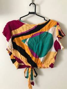 Blusa Estilo Cropped