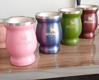 Copo Stanley Primeira Linha 473ml ( Novo )