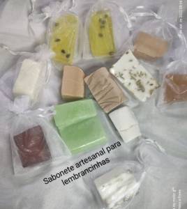 Kit Com 10 Sabonete Artesanal Lembrancinha