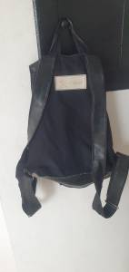 Mochila De Pano Com Detalhes Em Couro