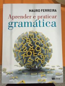 Vendo Livros Do Ensino Mdio De Biologia - Matemtica - Gramtica - Qumica.