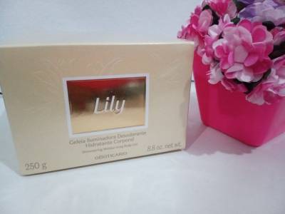 Vendo Hidratante Geleia Iluminadora Lily Lacrada