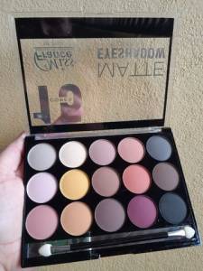 Paleta Sombra De Carnaval ?