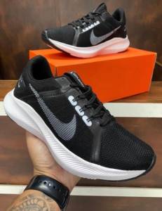 Tnis Nike Quest 4