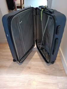 Mala 23kg Em Fibra - 4 Rodinhas