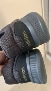 Tnis Adidas Academia