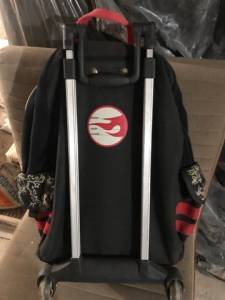 Mochila Hot Wheels  Perfeito Estado De Conservao!!! Voltas Aulas Oportunidade !!.