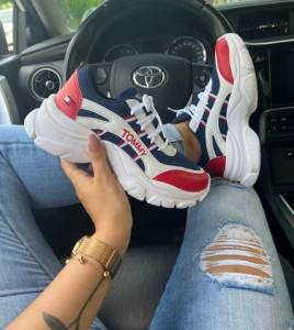 Tommy 1 Por 150 E 2 Por 200 Oferta