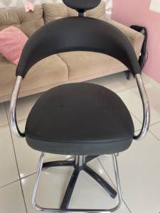 Cadeira Giratria Salo Semi Nova