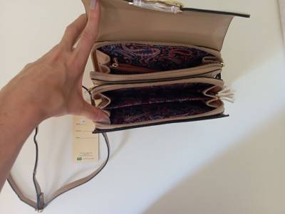 Vendo Bolsa Nova