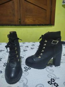 Bota Salto Alto Vizzano Tamanho 37