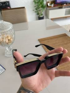 culos Lv Preto/dourado