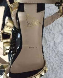 Sandlia Christian Louboutin R$500