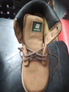 Bota Nobuck