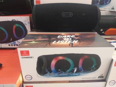 Caixa De Som Bluetooth Charge 5 Led