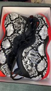 Nike Foampsite Snake Tamanho 44