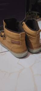 Bota 42