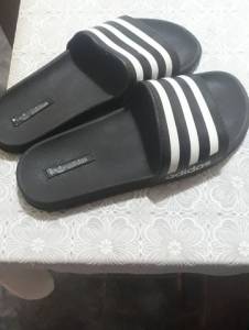 Chinelo Adidas Usado