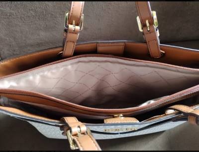 Bolsa Michael Kors Nova