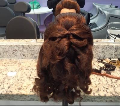 Cabea De Boneca Treinar Em Penteado.