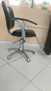 Vendo Poltrona/cadeira Salo De Cabeleireiro