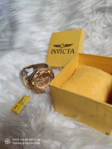 Invicta Zeus Gold (premium)