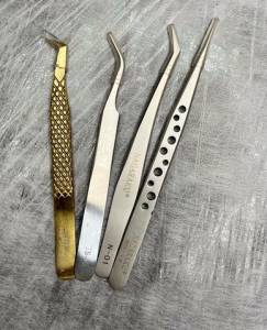 4 Pinas De Clios