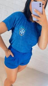 Short Azul Marinho