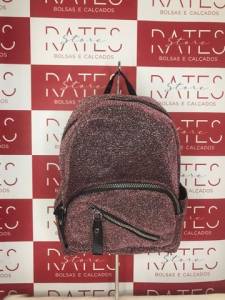 Mochila Feminina Brilhante + Chaveiro Pompom