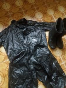 Capa De Chuva Com Bota Pouco Usadas