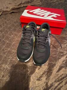 Tnis Nike Air Max 44