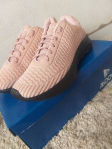 Tnis Feminino Leve