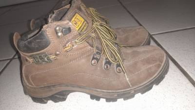 Bota Caterpillar Usada S Uma Vez