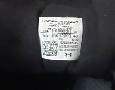 Tnis Under Armour