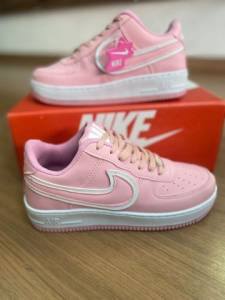 Tenis Nike