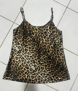 Blusa Regata Oncinha