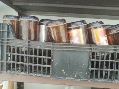 Vendo 32 Garrafas Por 35