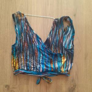 Blusa Cropped Colcci Feminino Estampado Colorido Brecho