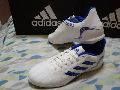 Adidas Futsal