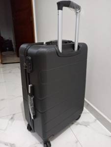 Mala Sestini Travel One Ibiza Rodas 360 - Tamanho Mdia - Preta
