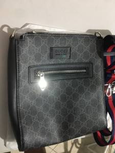 Vendo Linda Bolsa Sem Uso Ainda Na Embalagem