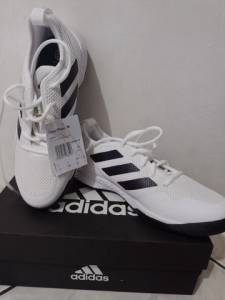 Tnis Adidas
